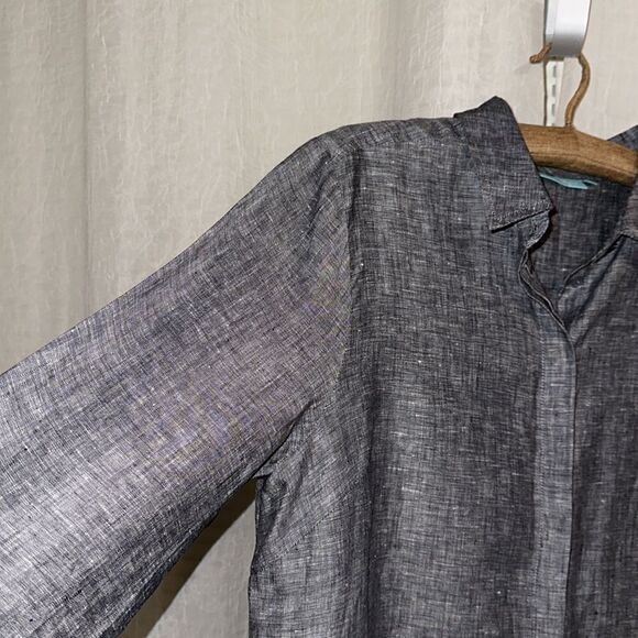 blue illusion L Chambray Ink across Dye Blue Long Sleeve Button Front Shirt - Picture 7 of 16